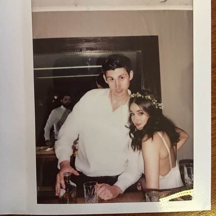 シェイリーン・ウッドリーのインスタグラム：「still not over these wedding photos😍」