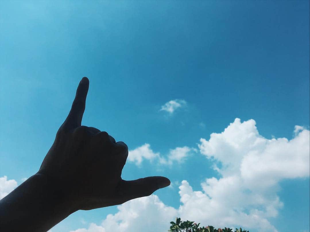 CoLoRのインスタグラム：「平和な日々を。 穏やかな日常を:):) Peace mind Keep calm:):) #colorlgbt  #gay #lesbian #bisexual  #transgender #pansexual#Amazing #Beautiful  #LoveIsLove  #Pride  #LGBT  #ItsOk #ComeOut  #SorryNotSorry #ゲイ #バイ #レズビアン #トランスジェンダー」