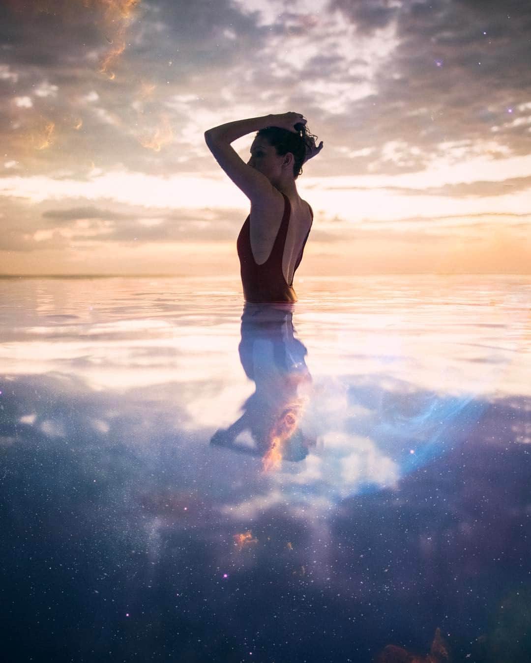 Cole Riseのインスタグラム：「somewhere between dusk + evening. experimenting with space in a more involved edit - check my story to see how this was made. @visitjamaica #feelthevibejamaica」