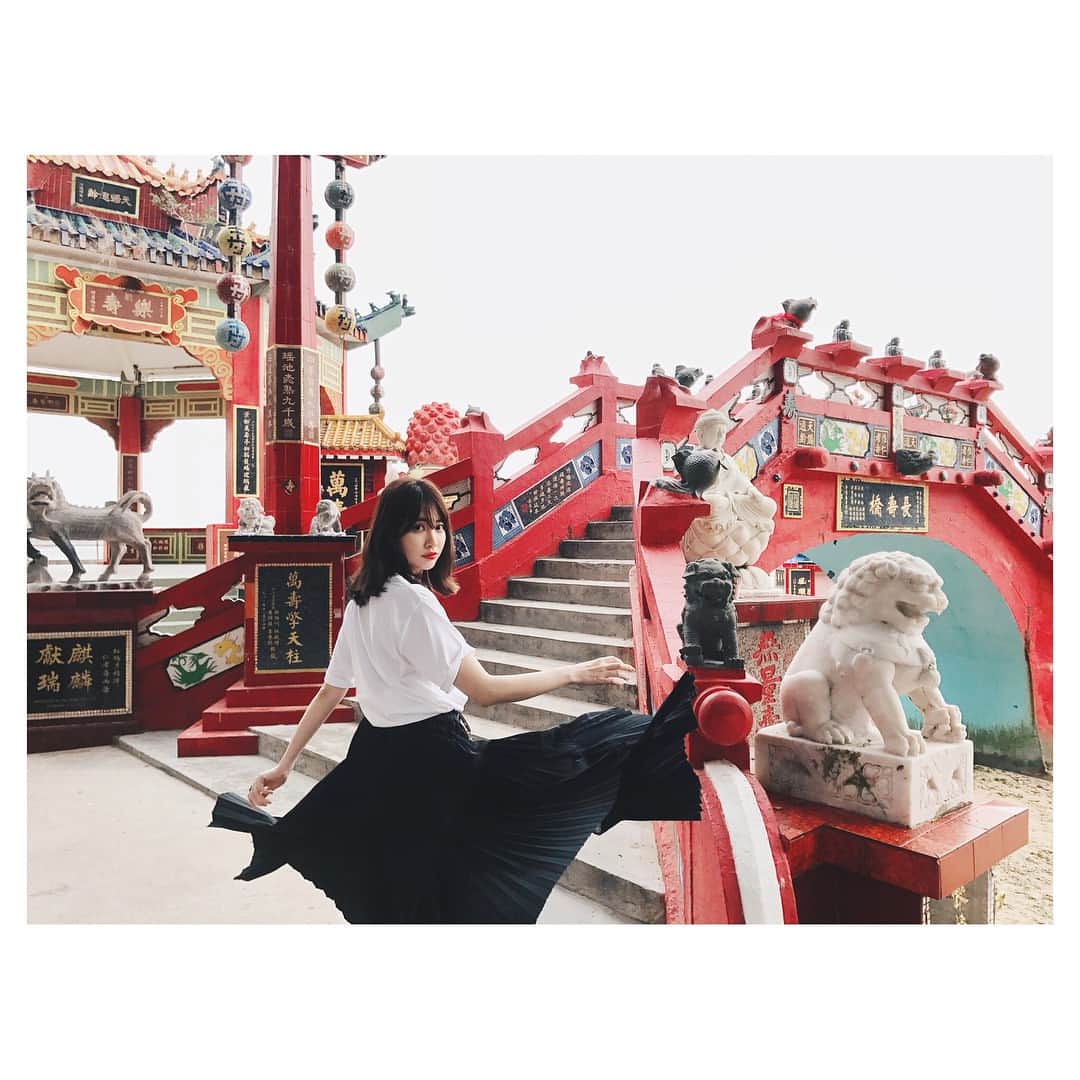 小嶋陽菜さんのインスタグラム写真 - (小嶋陽菜Instagram)「🐴🙏」4月14日 21時34分 - nyanchan22