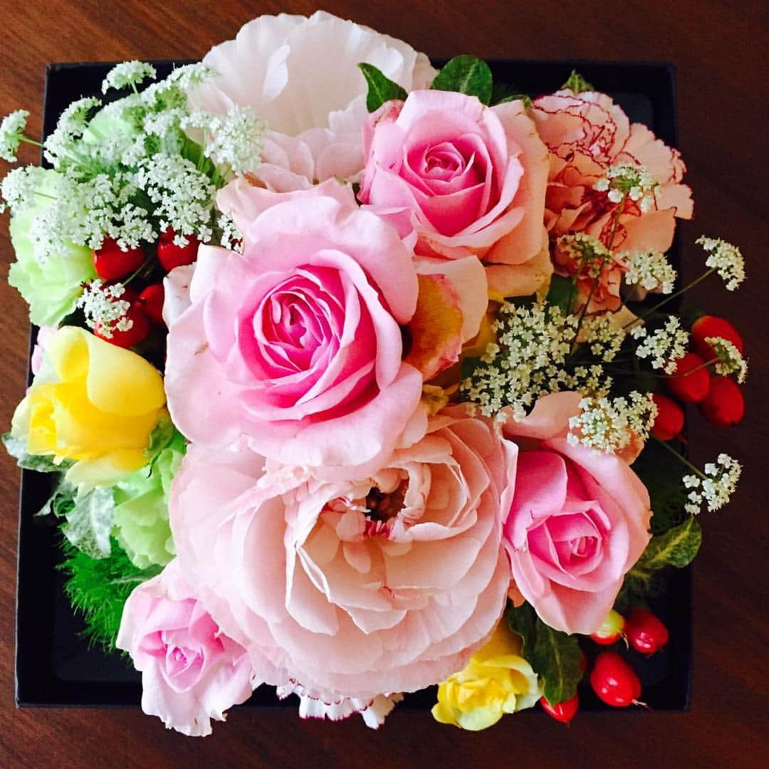 takayuki oheさんのインスタグラム写真 - (takayuki oheInstagram)「happy Birthday！  #flowers #beautiful」4月15日 13時10分 - takayuki.ohe