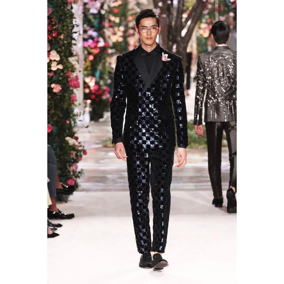 のインスタグラム：「Dolce&Gabbana again in Tokyo!xx  #dolceandgabbana #dglovesjapan  @dolcegabbana」