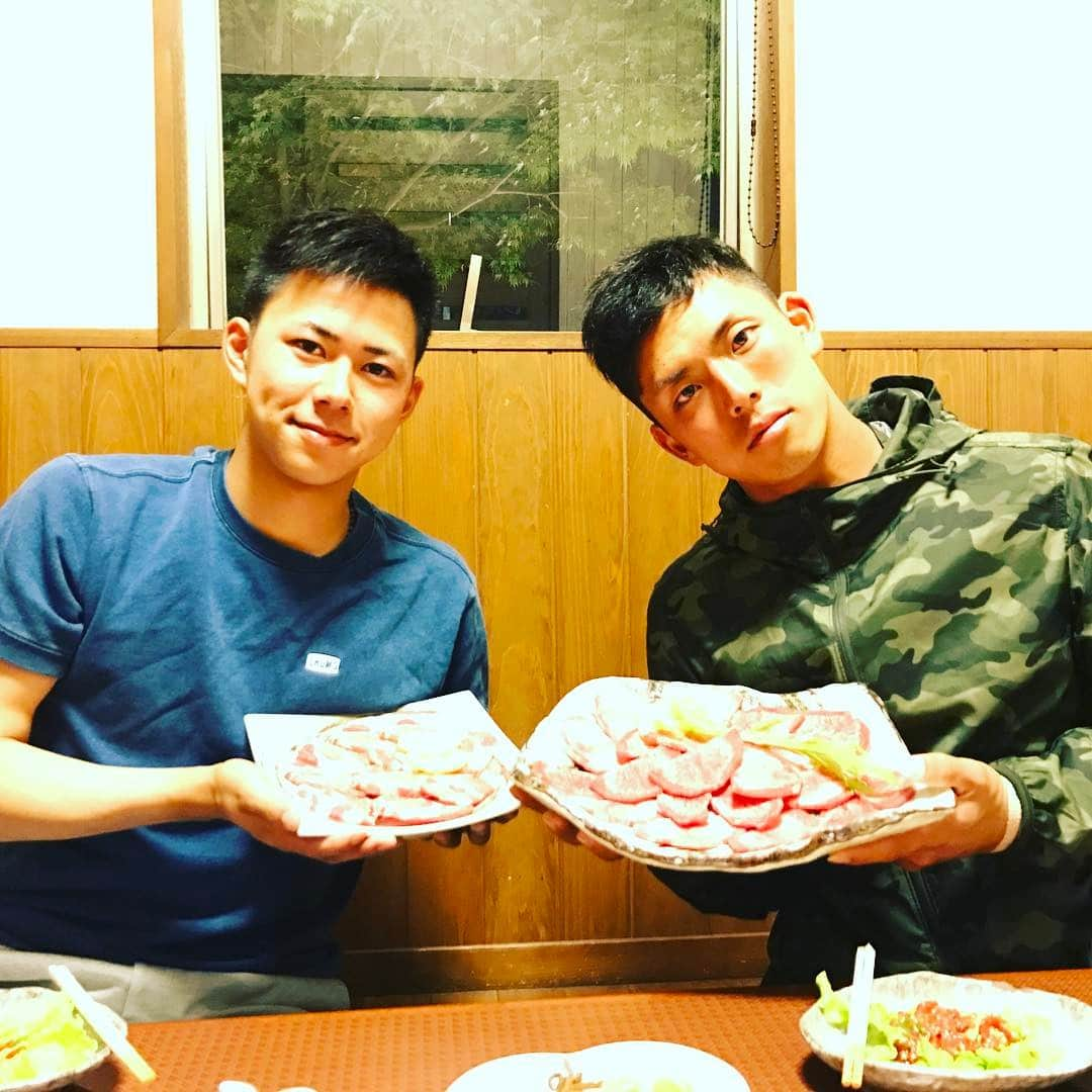 堀内汰門さんのインスタグラム写真 - (堀内汰門Instagram)「#焼肉 #古谷優人 #九鬼隆平  #ナメてる後輩ちゃん #同級生バッテリー」4月16日 20時19分 - tamon0916