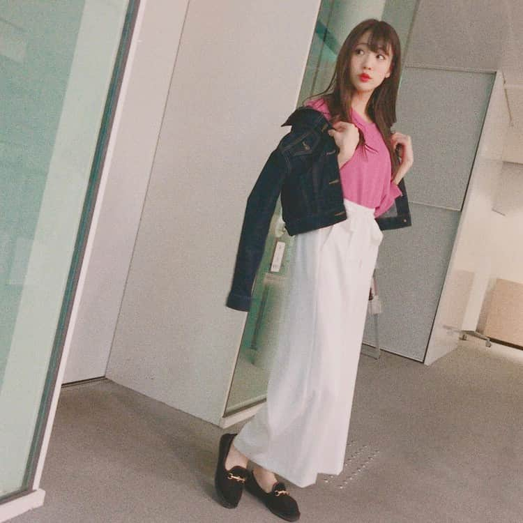 志田友美（ゆうみん）さんのインスタグラム写真 - (志田友美（ゆうみん）Instagram)「今日の私服♡♡ 全部プチプラだよ👸⭐️ タグ付けしたから見てね💋 ㅤㅤㅤㅤㅤㅤㅤㅤㅤㅤㅤㅤㅤ #最近さ #ラーメンに私をタグ付けする子が増えてきてw #そのセンス嫌いじゃない❤w」4月16日 20時45分 - yuumi_shida