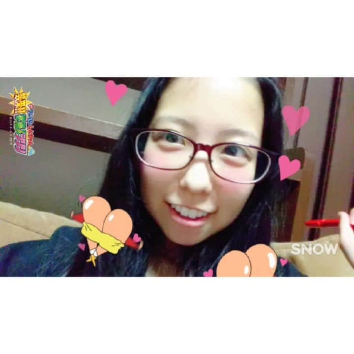 國井紫苑のインスタグラム：「スッピンで台本みてるよ！ 明日の稽古がたのしみ♡ #エンブリオ #舞台 #スッピン #眉毛が行方不明」