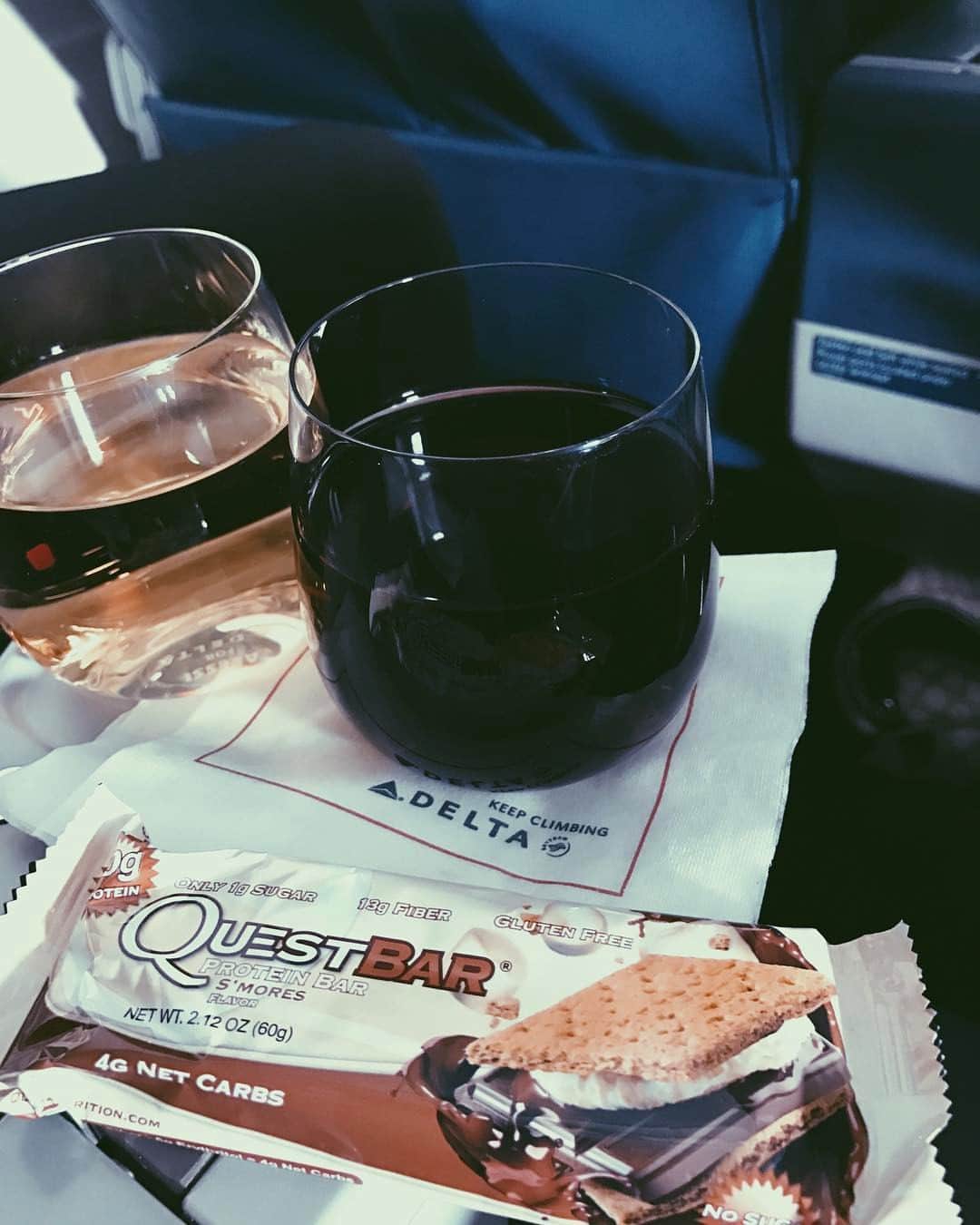 のインスタグラム：「Communion. #CloseEnough」