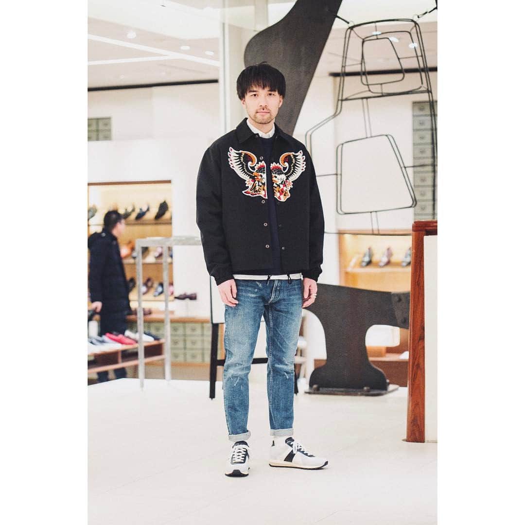 lidealのインスタグラム：「. lideal Houyhnhnm’s Snap No,6 at BARNEYS NEW YORK . Mr. Yutaka Hishida / BARNEYS NEW YORK Ginza store . Pants / lideal　model: Pine . Jacket / FACETASM Ring / HOORSENBUHS Ring / Perry Shorty . @barneysjapan @houyhnhnm_official . #lideal #mens #fashion #instafashion#snap #shopstaff #barneysnewyork #ootd #houyhnhnm #facetasm #hoorsenbuhs #perryshorty」
