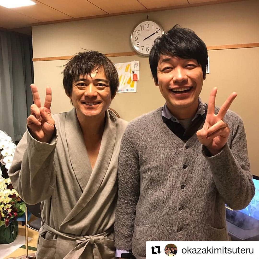 川島明のインスタグラム：「博多座にて、華丸さんの大きな背中を観劇してきました。」