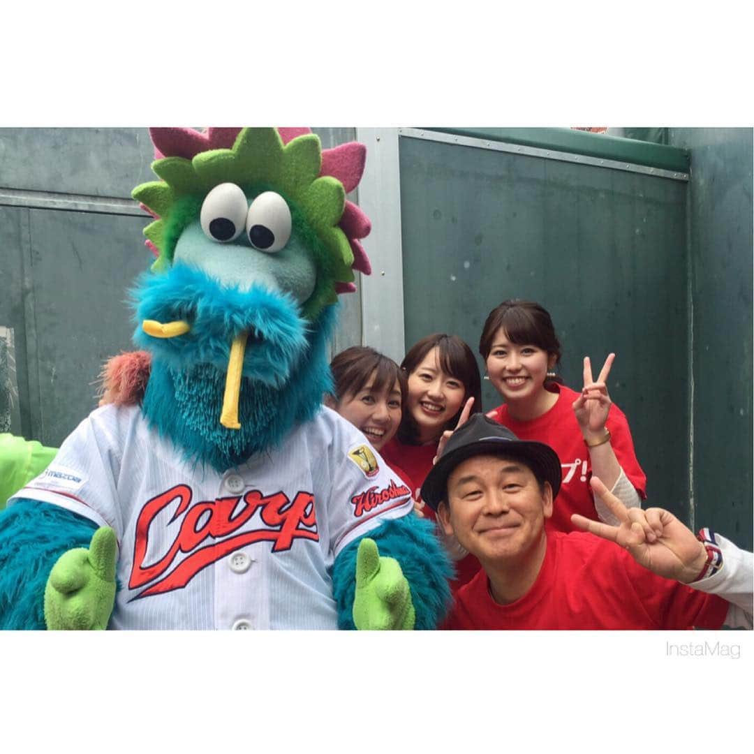 河村綾奈のインスタグラム：「「鯉祭り」ありがとうございました！ 元就。内でのパーティベランダからの中継は、柔らかい風が吹き抜けてとっても気持ち良かったです。 そしてCCダンス、天然芝がふかふかでした✨ なかなかできない貴重な経験。ありがとうございました。 真っ赤なマツダスタジアムは、やっぱり素晴らしい！ 開幕が楽しみです(*^^*) ... #RCC #鯉祭り #元就  #カープ #veryカープ  #マツダスタジアム #感謝」