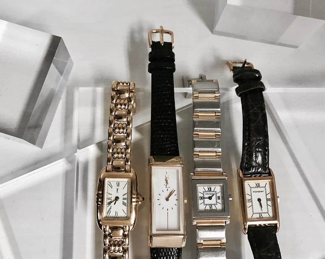 Ｈedyさんのインスタグラム写真 - (ＨedyInstagram)「YSL vintage watches.  @hedy_worldwide  #vintage #vintageshop #hedy #hedy_japan #エディ #ysl #watch #gold #blue #silver #fashion #accessary」3月27日 19時13分 - hedy_vintage