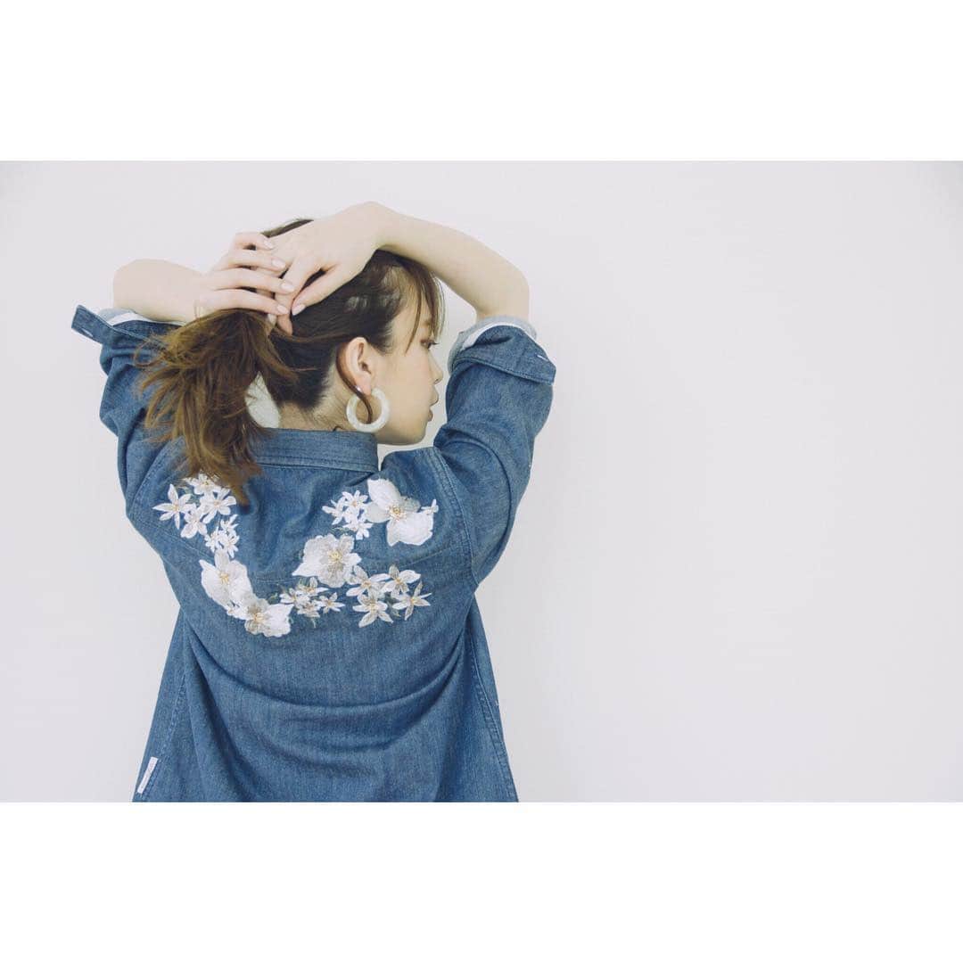 宮田聡子さんのインスタグラム写真 - (宮田聡子Instagram)「今年は刺繍だらけだなぁ…😌💕 #supremelala」3月27日 19時22分 - miyatasatoko