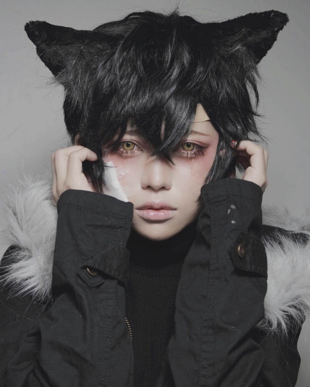 のインスタグラム：「狼くんは悲しい  originaldesign/382 photo/N!NA studio/CURASkawasaki  #cos #cosplayer #originalcharacter #original #originalcosplay #cosplay #コスプレイヤー #コスプレ #創作コスプレ #泣き顔 #cry」