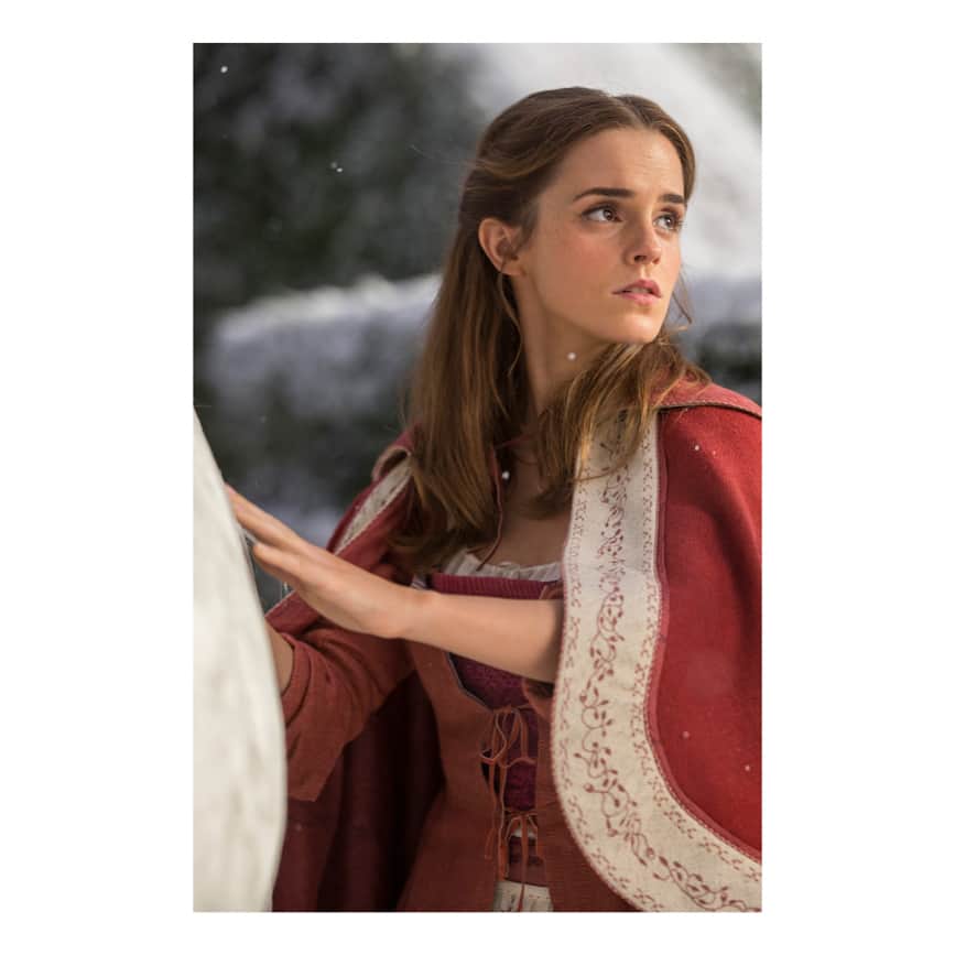 ザ・プレス・ツアーのインスタグラム：「Belle’s red dress and cape in @beautyandthebeast was a special ethical costume that we put together with @ecoage, Oscar-winning costume designer Jacqueline Durran and @disney 💚🌹 The cape was made from upcycled, traditionally woven British Jacob’s wool from around 1970, bought at a vintage fair. The fabric was overdyed using natural dyes, and the lining was made from paperlike Tussah silk.  The jacket was made using hand-woven linen from the 1960s sourced from eBay, overdyed using low impact dyes. The fabric was from an old school project and was hand woven in the UK, and came with original labels and dates of manufacture. The blue and red stripe lining was sourced from a wonderful Indian supplier, who hand weaved and herbal dyed this GOTS certified organic cotton.  The apron was made from a GOTS certified organic linen. The pattern was hand painted by London based artist Oliver Kilby, who also hand painted accessories for Belle’s other costumes.  The off-white Peace Silk taffeta for the top skirt is Fair Trade certified and produced by a small hand-weaving unit in Cambodia. The edge facing fabric was made of the same silk, naturally dyed with madder, and printed using a hand block technique. The main GOTS certified organic cotton for the underskirt is overdyed with low impact dyes.  The hide for the boots was produced using the most advanced environmentally respectful techniques such as chrome-free tanning, and solvent-free finishing.  The front panel of the bodice was made from hand woven nettle, local communities harvest wild nettles in altitudes ranging from 1200m to 3000m, processing the fibres using traditional methods.  The brown and beige stockings are made from organic cotton and hemp, a fibre which can be grown without pesticides or herbicides.」