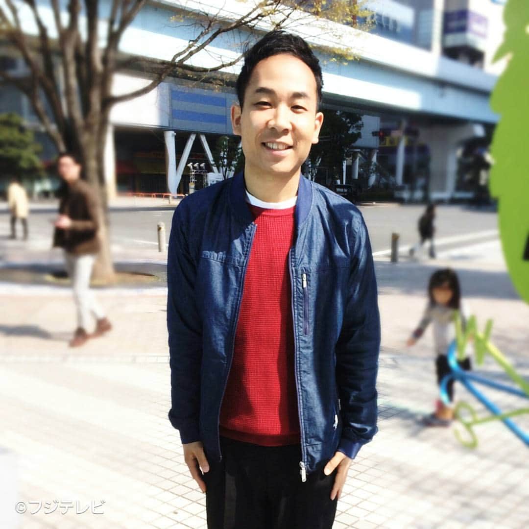 フジテレビ「とくダネ！」のインスタグラム：「今日の天達さんはアウターをコートから春物ブルゾンにチェンジ 赤系のニットに青系アウターのメリハリコーデ♪ あたたかくなってきましたね(^^) #天達武史 #とくダネコーデ #ブルゾン #春物 #アウター #どんなセリフが合うでしょう #とくダネ大喜利 #気象予報士 #ファッション #コーディネート #今日のコーデ #コーデ #大喜利 #2017 #3月30日 #木曜日 #とくダネ #tokudane #フジテレビ #fujitv 170330」