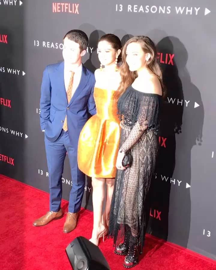 キャサリン・ラングフォードのインスタグラム：「13 Reasons Why is officially OUT and on @netflix!  Last night was a dream. This show has been so long in the making and I cannot wait for you all to finally see it.  Thankyou to @mollyddickson for making me feel like an absolute dream wearing @alexandermcqueen + @beladorajewelry and to @brianfisherhair and @sagemaitri for sticking with me all damn day 🙏  To @jayasher13 for writing and trusting us with this story, and to everyone who put their heart and soul into making this show what it is. I cannot express how much I love you all, and how honoured I feel to have been a part of this.  Get a snack, settle in. This story is for you ❤」