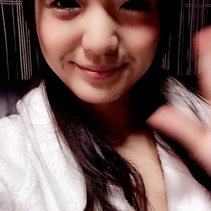 青山はなのインスタグラム：「#神ユキさん#レズ#綺麗  #新たな目覚め」