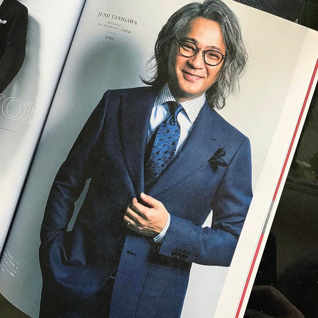 のインスタグラム：「スーツも好きです。オトナですから笑 on Forbes JAPAN No.34 Forbes FASHION “CHARM OF THE SUIT” #Forbes #スーツは楽しい #写真は筒井義昭さん」