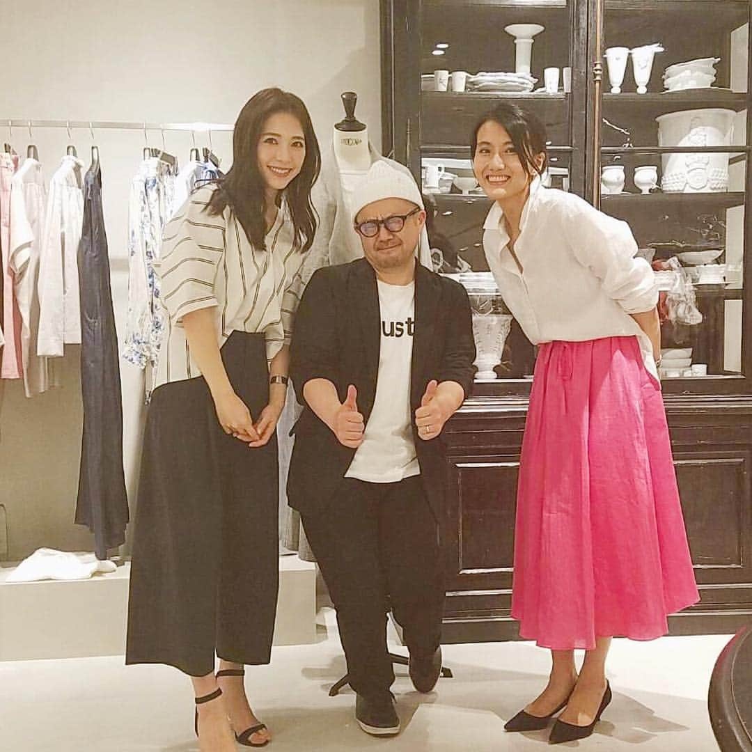 西山真以さんのインスタグラム写真 - (西山真以Instagram)「* 素敵な新店舗にて、お茶目で才能溢れるお二人とご一緒できた楽しい一日でした！ お越しくださいました皆さん、ありがとうございました❤︎ . #dunadix #luxluft  #enchainementunipointdemignon  #nagoya #gatetowers  #newopen #fashion #talkshow #event #御縁に感謝 #日々感謝」4月17日 20時39分 - mai0830