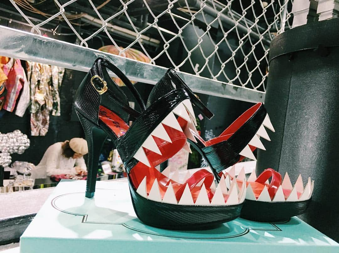 UNCLACKのインスタグラム：「So cool "Holycrap"shoes - at Harajuku DOG -- #holycrap #doghjk #shoe #styling #harajuku」