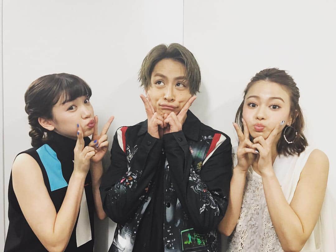 映画「ひるなかの流星」のインスタグラム：「ひるなか三姉妹【芽郁×ラン子×舞香】 胸キュン不足の女性方ぜひ観てくださいね😁💓 #レディースデー #めいまい #白濱ラン子 #ひるなかの流星 #大ヒット上映中 @mei_nagano0924official @alan_shirahama_official @yamamotomaika_official」