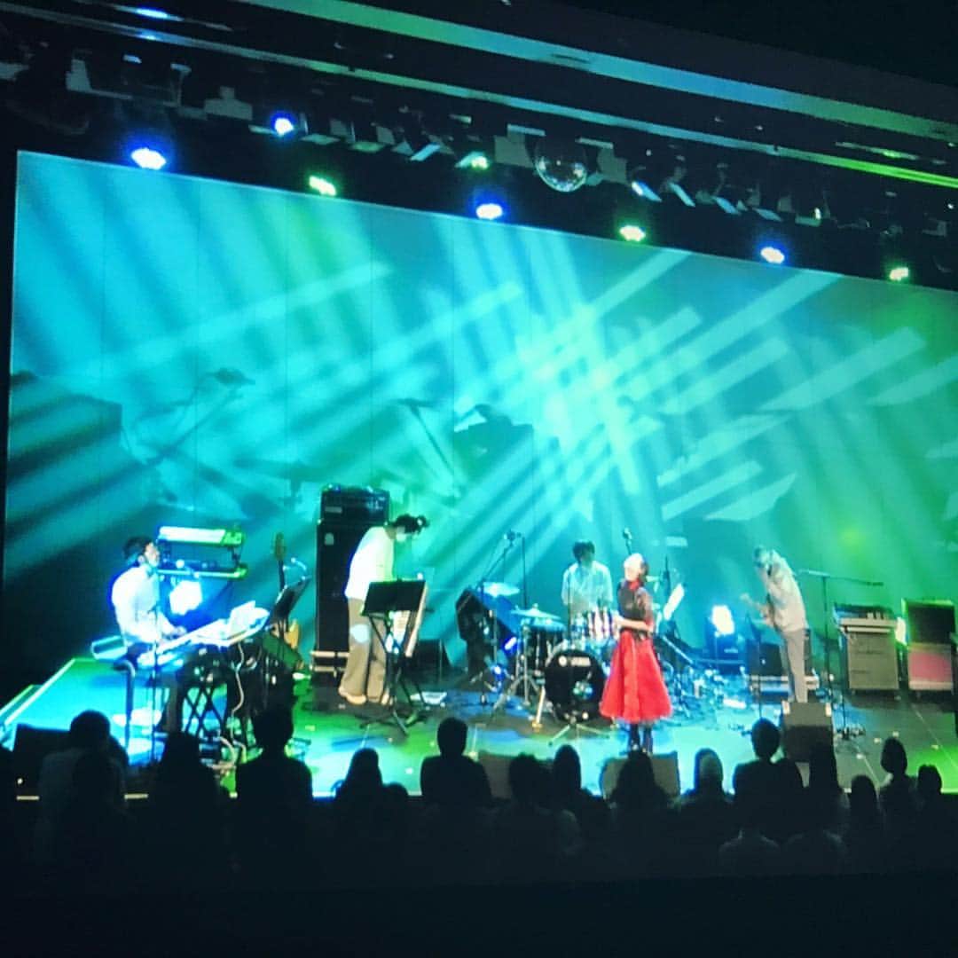 BŌMIのインスタグラム：「昨日は #ルミネ0 にてライブでごぜえました。バンドサウンドに萌え倒しました。厚み」