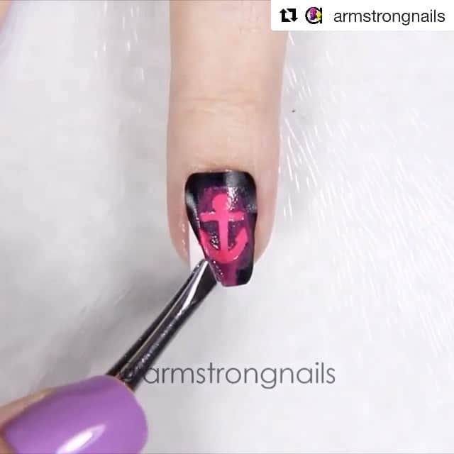 nails2inspireのインスタグラム：「Credit to @armstrongnails 💗💗 #nails2inspiretutorial  #nails2inspire ・・・ 📽📽 Tutorial time! Fait warning that it might be a little fast since I had quite a bit in the video. 🌹The first day of spring calls for flowers,  am I right? The design for these were completely inspired by a few wall canvases I painted with my daughter a couple years back. I recently hung them in my nail/craft room and thought they were the perfrct colors for a mani! Swipe to see my inspiration ➡➡ ••••••••••••••••••••••••••••••••••••••••••• Products used:  @flormarspain 'turquoise green' @sinfulcolors_official 'snow me white ' @kikomilanousa '503' (hot pink) @p2_cosmetics_official 'little princess' (baby pink) @thebasecoat anchor and wave nail vinyls  @glistenandglow1 Ctrl-Alt-Del liquid latex & #hkgirltopcoat •••••••••••••••••••••••••••••••••••••••••• #benailed #cnlc #craftyfingers #cutenails #dailydigits #iloveyournails #manicure #nailaccount #nailpolish #nailart #nailartaddict #nailartclub #nailartoohlala #nailartwow #nailpromote #nails #thenailartstory #weheartnailart #weloveyournailart #nailitdaily #simplynotlogical #thebasecoat #nailvinyls  #nailartvidz #nailartvideo #nailarttutorial #nailvideos」