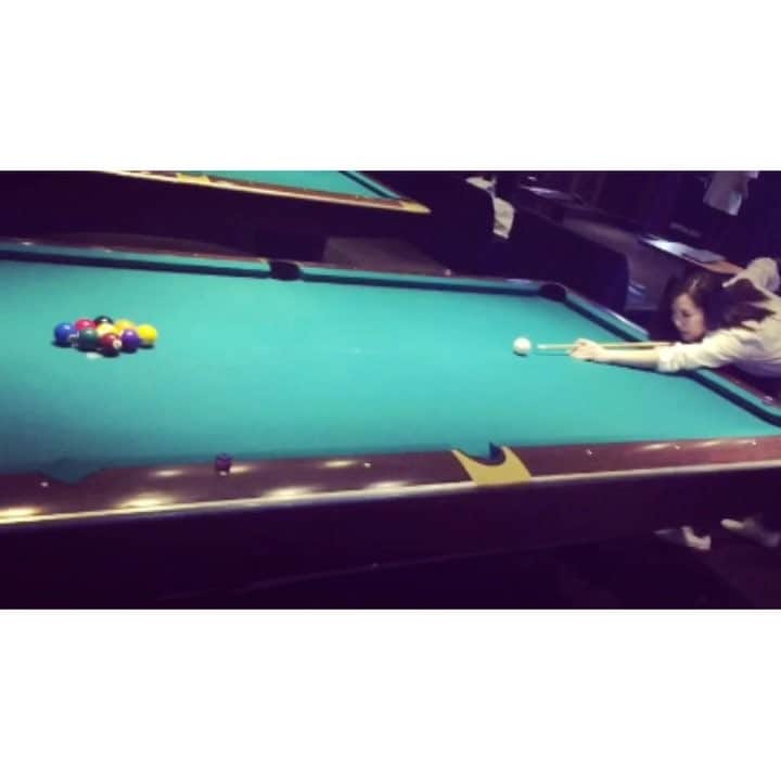 ありさ・あげまんクリエイターのインスタグラム：「ビリヤード熱、再び🔥 ・ #ビリヤード #billiards #10年ぶり #ナインボール #nineball #fun #happy #instagood  #instalike」