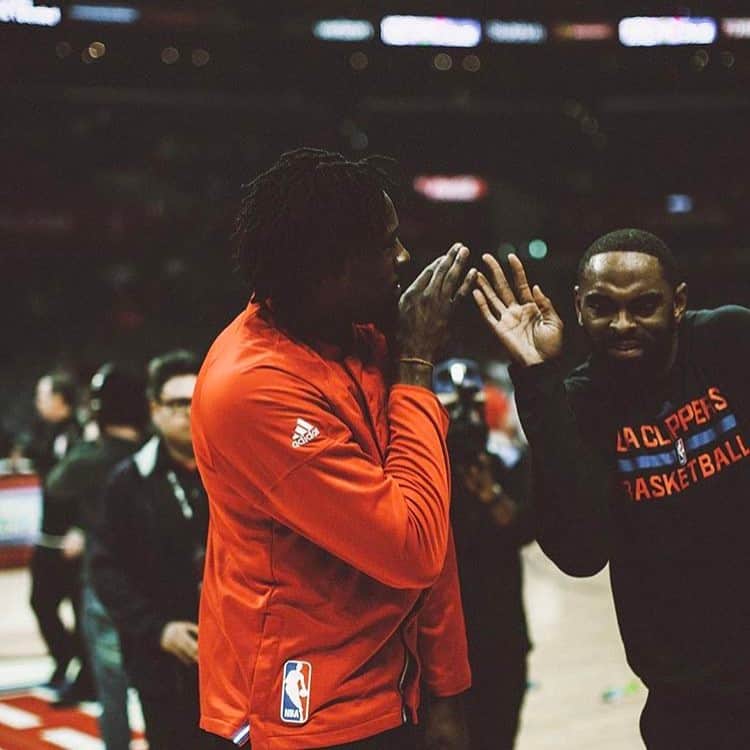 deandrejordan6のインスタグラム：「Too much sauce」