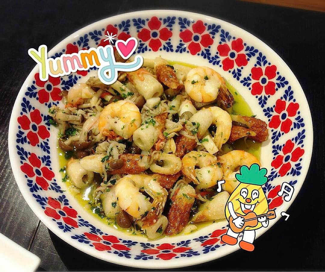 みきママさんのインスタグラム写真 みきママinstagram 竹輪でかさ増しアヒージョです 海老 が足りない時は ちくわ か かまぼこ か 厚揚げ に助けてもらいます ガーリックオイル で 子供たち 文句を言わず食べてくれますー かさ