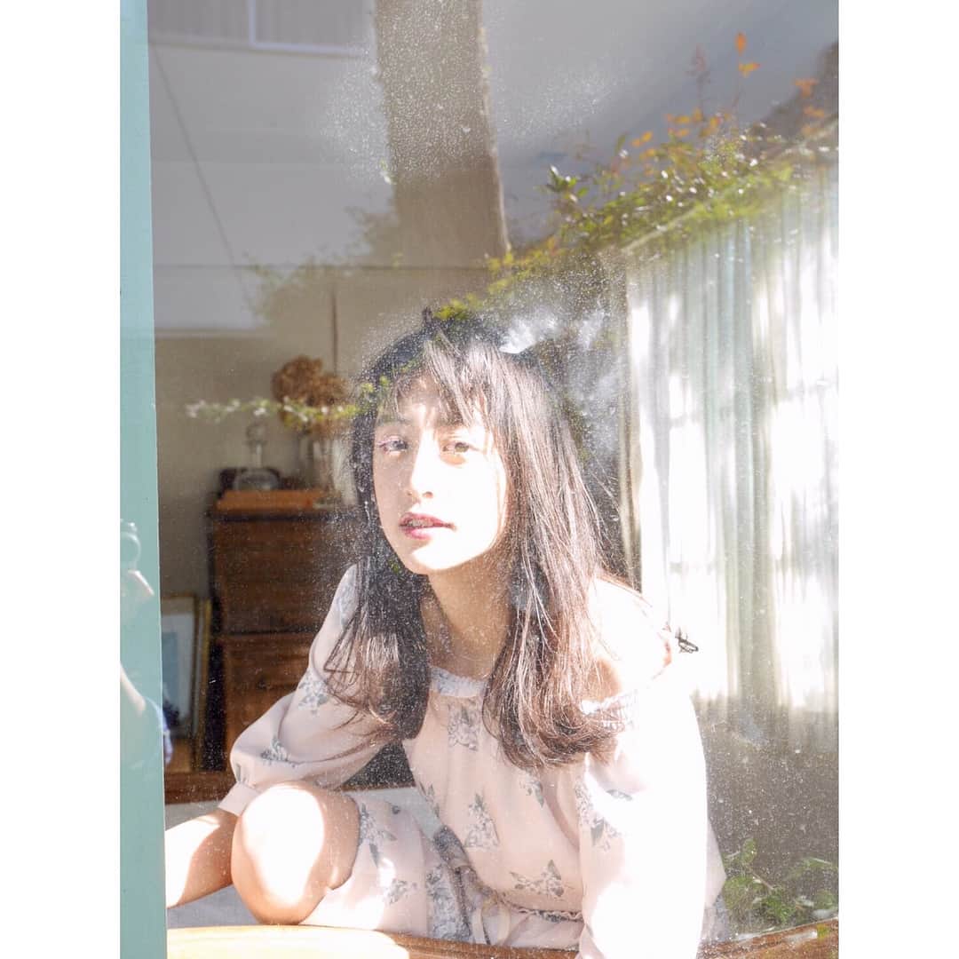 山本美月さんのインスタグラム写真 - (山本美月Instagram)「Sweet、発売ちゅう。  #ごめんなさい遅くなりました」4月8日 20時30分 - mizuki_yamamoto_official
