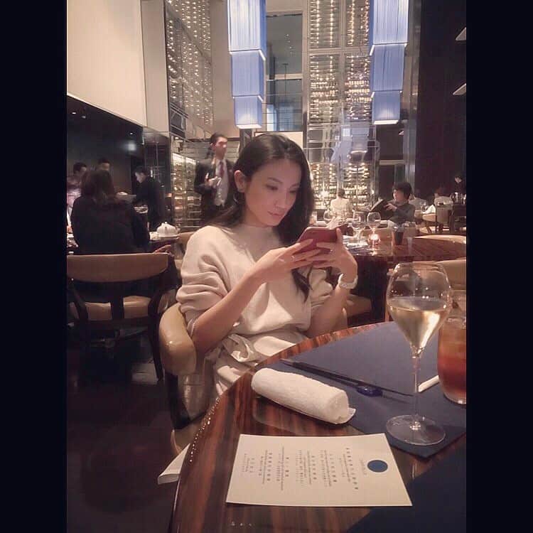 吉田愛璃のインスタグラム：「🙈💨」