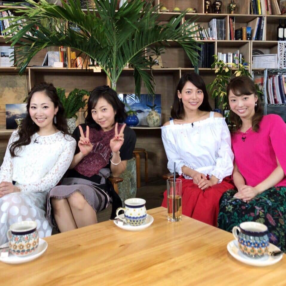 のインスタグラム：「来週のボクらの時代に、、懐かしい4人で出演させていただきました👍✨実は幼馴染な木南晴夏ちゃん木南清香姉妹と、私の姉と✨来週の放送見るのが、楽しみ💕👀」
