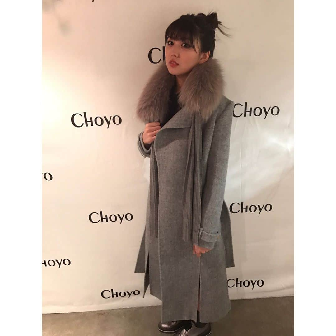 岩﨑名美さんのインスタグラム写真 - (岩﨑名美Instagram)「ちょっと前に、#choyo さんの展示会いってきたよん👼💋 #choyo #展示会 #fakefur」4月10日 10時14分 - nami_iwasaki