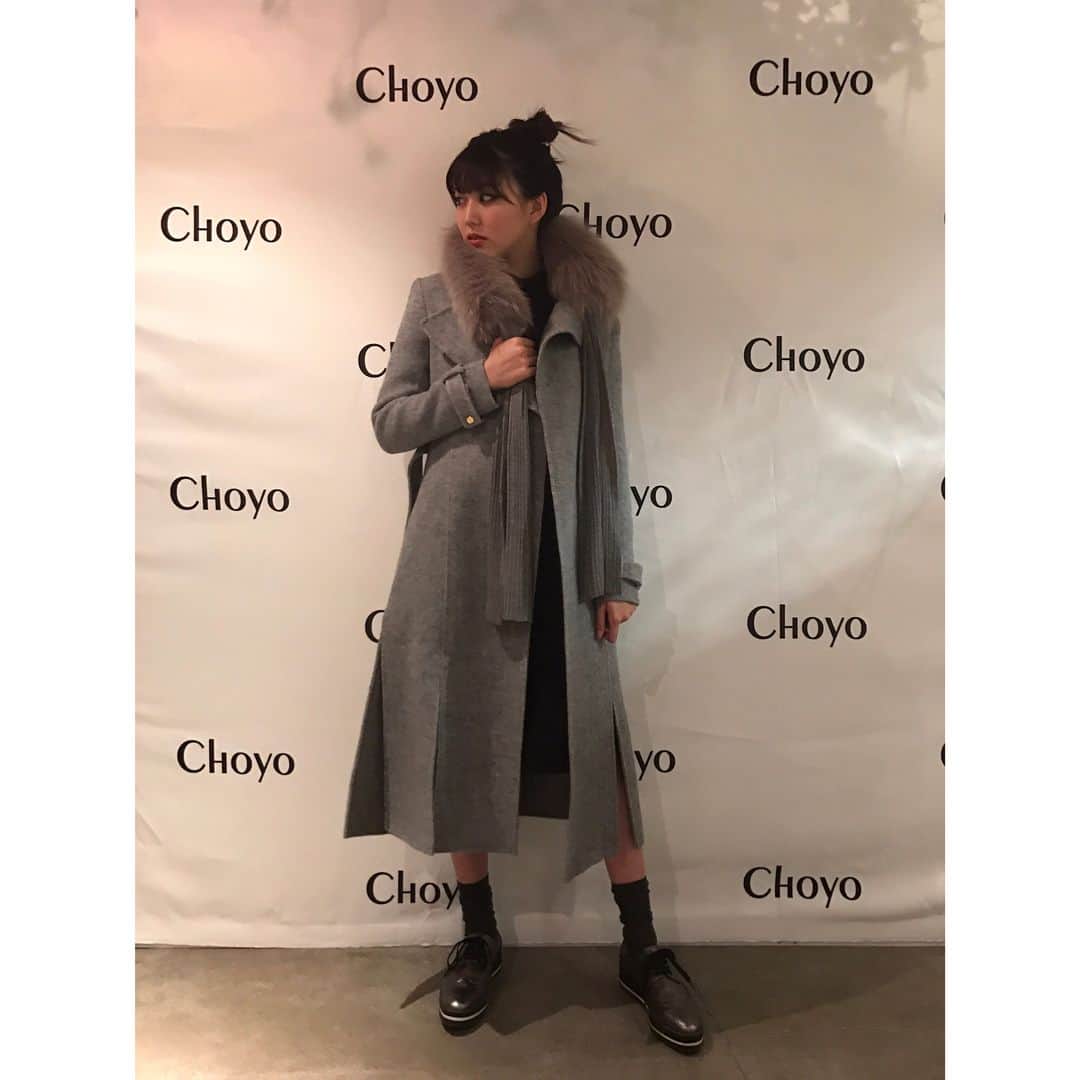 岩﨑名美さんのインスタグラム写真 - (岩﨑名美Instagram)「ちょっと前に、#choyo さんの展示会いってきたよん👼💋 #choyo #展示会 #fakefur」4月10日 10時14分 - nami_iwasaki