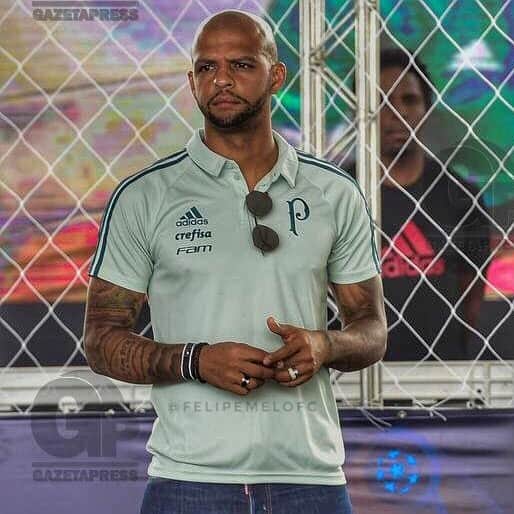 フェリペ・メロのインスタグラム：「😍❤🔝 @felipemelo」