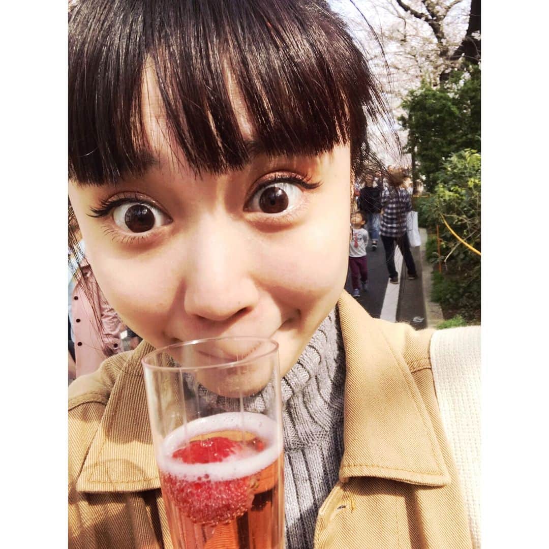 村上愛さんのインスタグラム写真 - (村上愛Instagram)「. . 今年の桜事情🌸🌸🌸 たのし〜〜キレイ〜〜〜癒される〜〜〜。」4月10日 12時53分 - meg_5683
