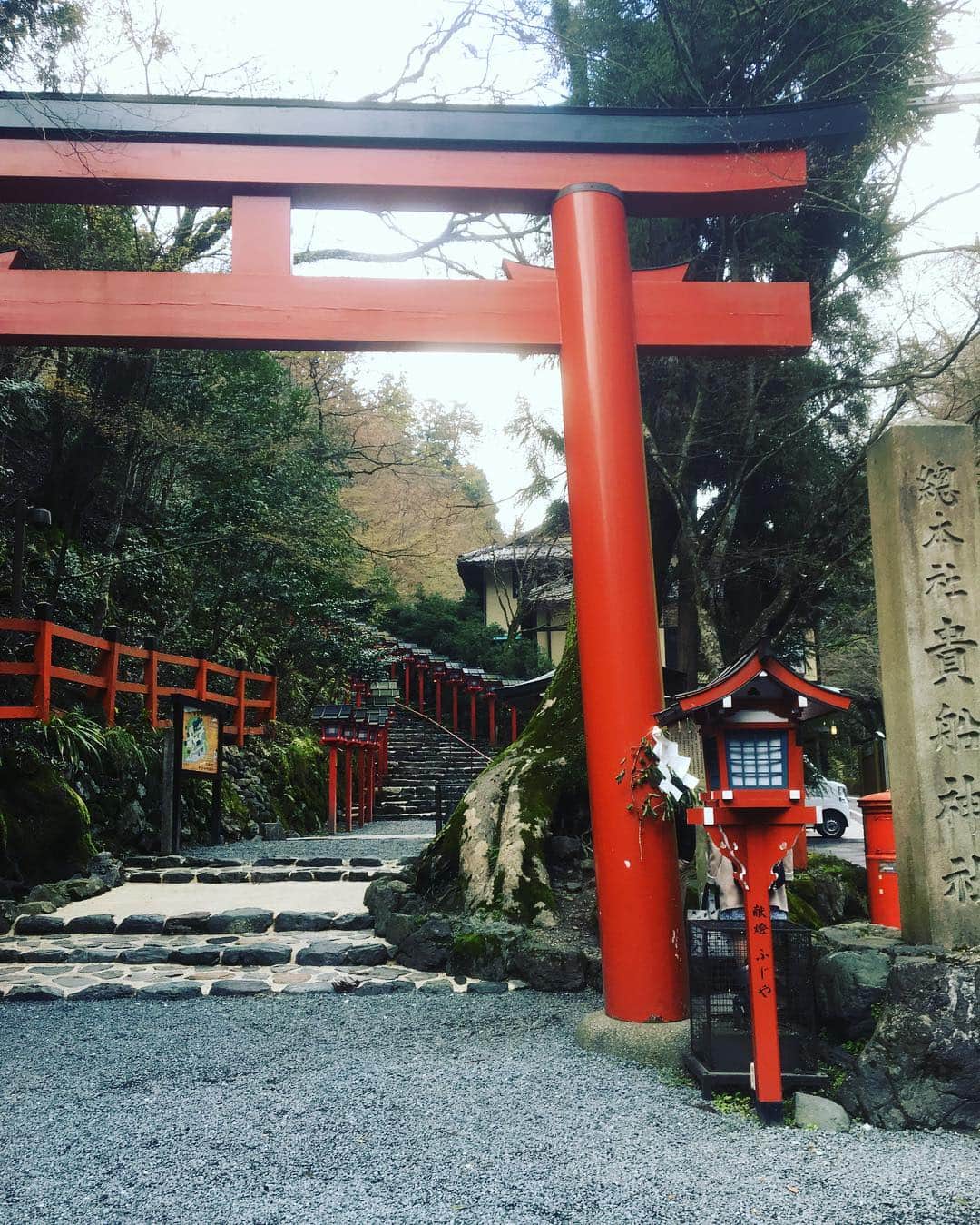 堀正輝さんのインスタグラム写真 - (堀正輝Instagram)「貴船神社に行ってきた。」4月13日 0時00分 - hori_scamcircle