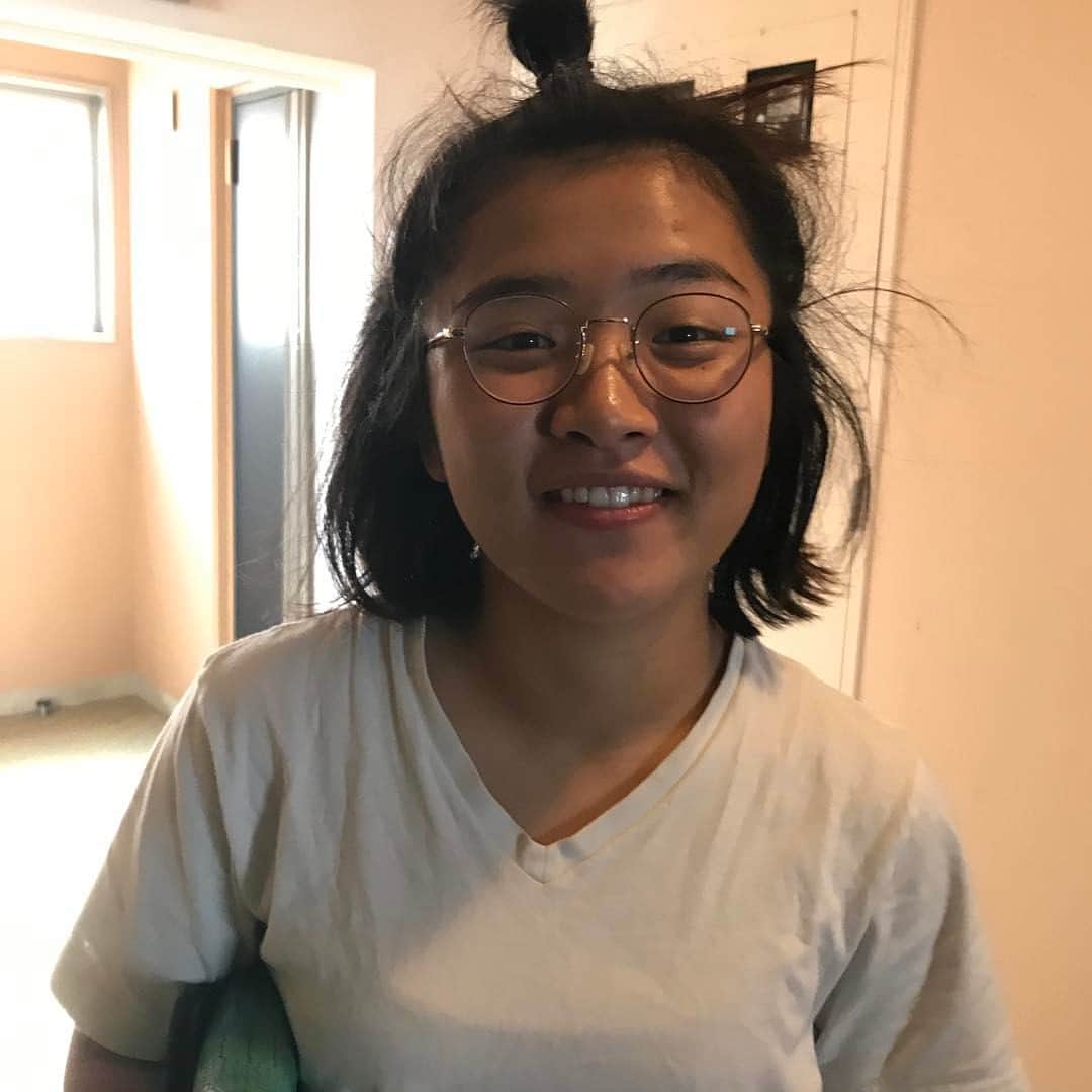 丸山礼　胸画像 