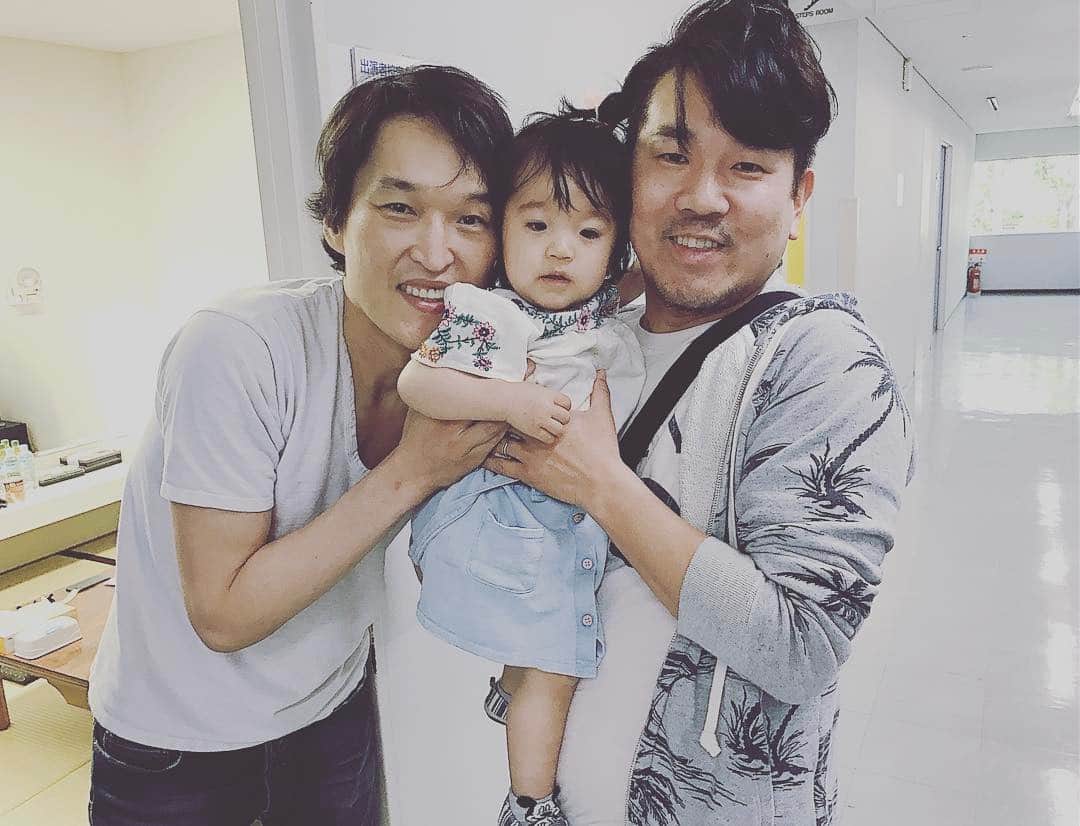 藤本敏史のインスタグラム：「※番外編 同期のジュニアさんと。 私 個人的に 大好きなジュニアさん💓 娘たちが羨ましい。」