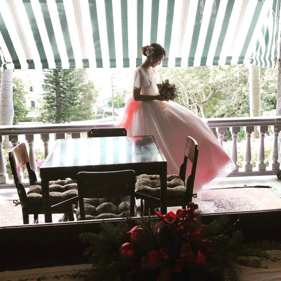 相武紗季さんのインスタグラム写真 - (相武紗季Instagram)「この度、新しい命を授かることができました😊 秋頃の出産を楽しみに、毎日を大切に過ごしたいと思います✨#ISLANDBRIDAL #祖川ちゃんありがとう #アイランドブライダル」5月9日 12時42分 - aibu_saki