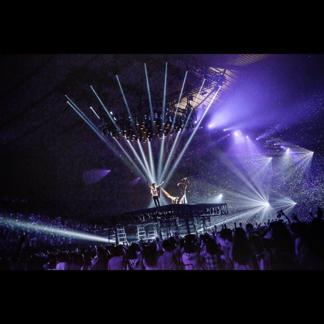 赤西仁さんのインスタグラム写真 - (赤西仁Instagram)「Pics from Yoyogi Live. #live #music #funtime #代々木第一体育館 #Love」5月9日 14時26分 - jinstagram_official