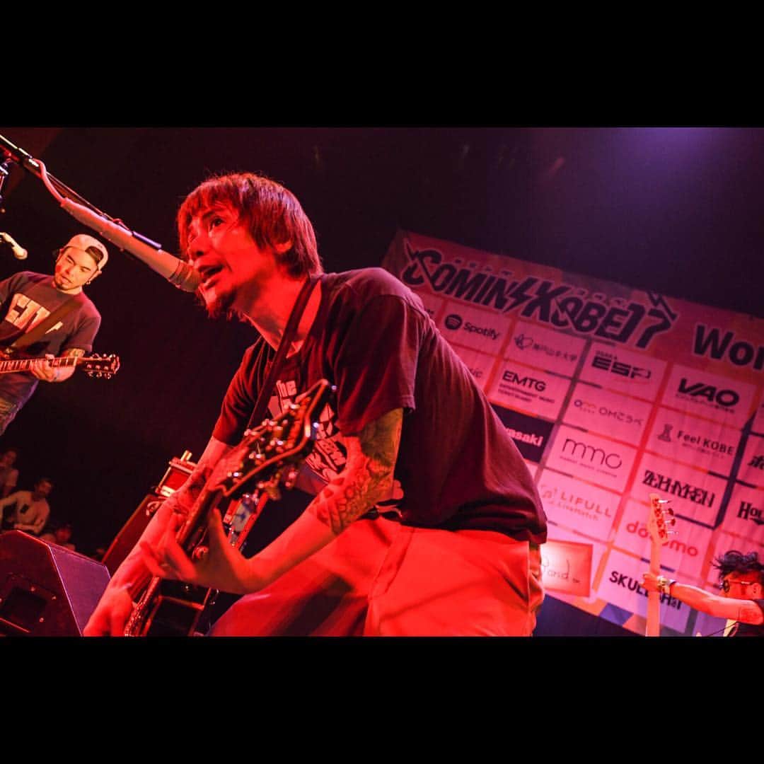 横山健さんのインスタグラム写真 - (横山健Instagram)「2017.05.07「Party Pooper Tour -COMIN' KOBE'17-」@ 神戸 ポートアイランド photo by Teppei Kishida  #theKennyFalcon #signaturemodel #guitar #kenyokoyama #gretsch #gretschguitars #pizzaofdeath #guitars #横山健 @gretschguitars  #cominkobe17 #カミコベ」5月9日 18時40分 - kenyokoyamaofficial