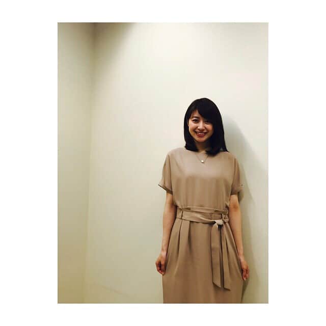 林美沙希さんのインスタグラム写真 - (林美沙希Instagram)「今日の衣装は「UNTITLED」のワンピースでした♪ ちなみにメイクは日々研究中です（笑）最近使っているアイシャドウは緑や青ですよ〜！ #テレ朝#jチャンネル#林#衣装#アンタイトル#ワンピース#メイク」5月10日 19時33分 - misaki0hayashi