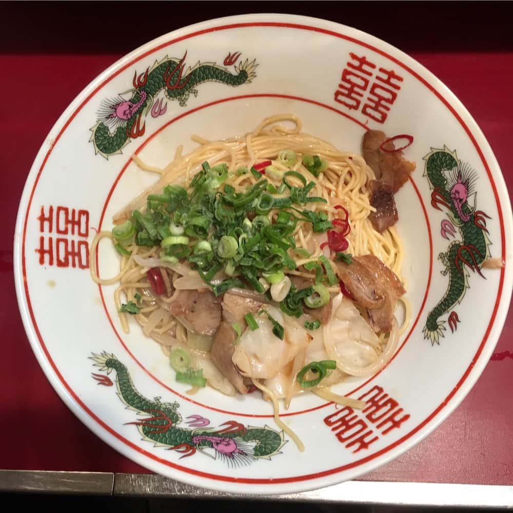 ハ・ソクジンさんのインスタグラム写真 - (ハ・ソクジンInstagram)「#어젯밤 #모츠나베 #후쿠오카타워 #라멘스타디움 #30시간동안열끼채움 #이제문남촬영장으로」5月11日 11時59分 - haseokjin