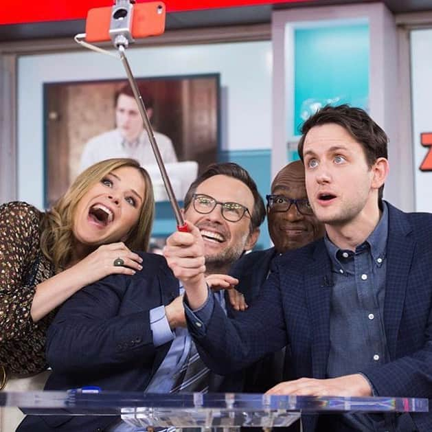 クリスチャン・スレーターのインスタグラム：「Having fun with @alroker @jennabhager and Zach Woods while co-hosting @todayshow!」