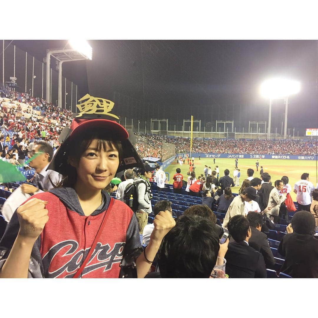 うえむらちかのインスタグラム：「次は勝つ！！ #鯉する兜 #鯉する兜キャップ」