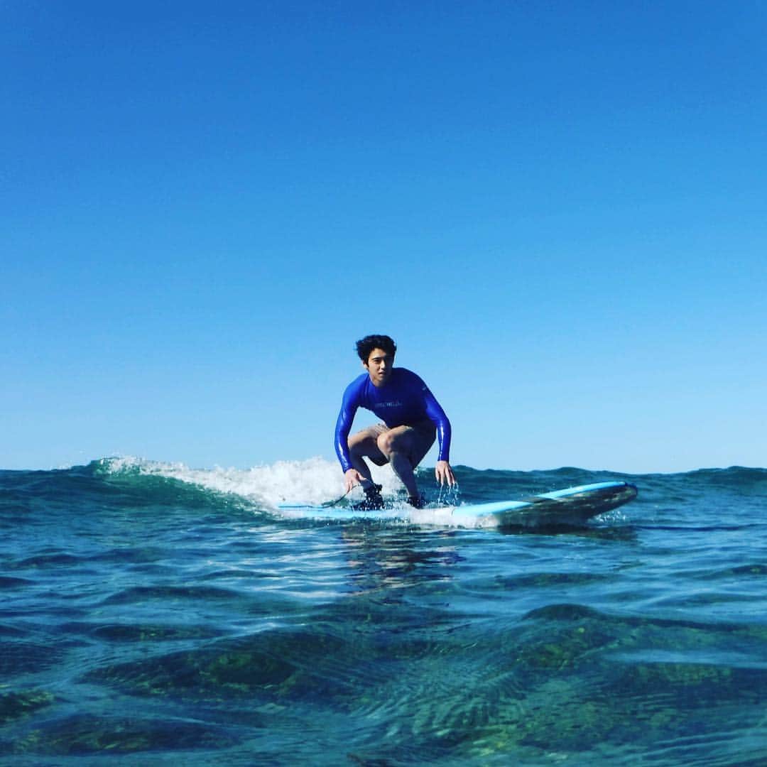 賀来賢人さんのインスタグラム写真 - (賀来賢人Instagram)「hawaiiのやつ。乗れてる調。」4月18日 14時48分 - kento_kaku