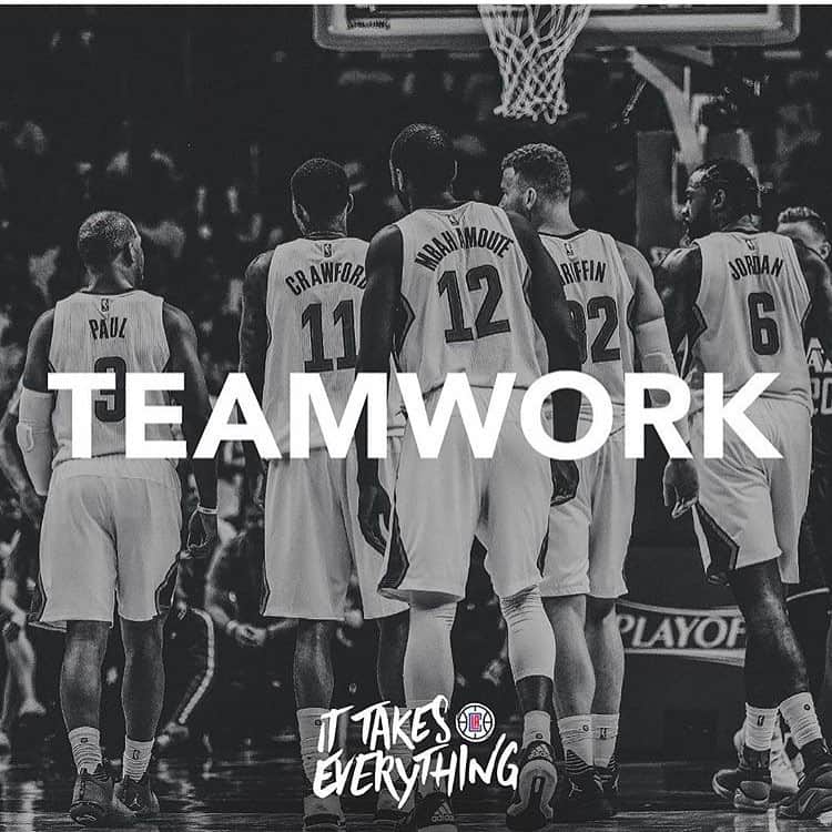 deandrejordan6のインスタグラム：「#TogetherWeWill」