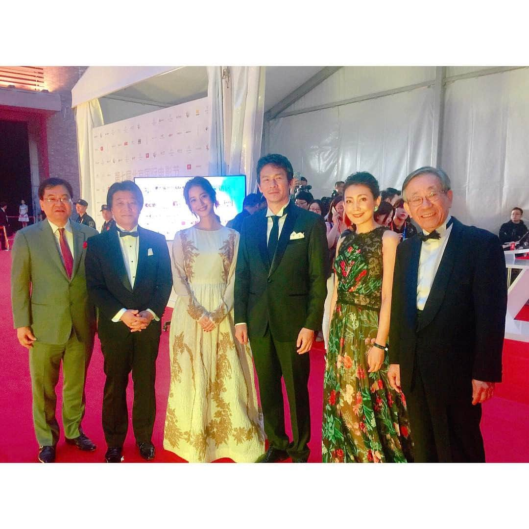 佐々木希さんのインスタグラム写真 - (佐々木希Instagram)「日本映画週間オープニング作品 映画『家族の日』の皆さんと✨  #映画#家族の日#大森青児 さん#伊原剛志 さん#田中美里 さん#カノン#雑賀俊朗 さん#藤田プロデューサー #北京国際映画祭 #日本映画週間」4月18日 17時05分 - nozomisasaki_official