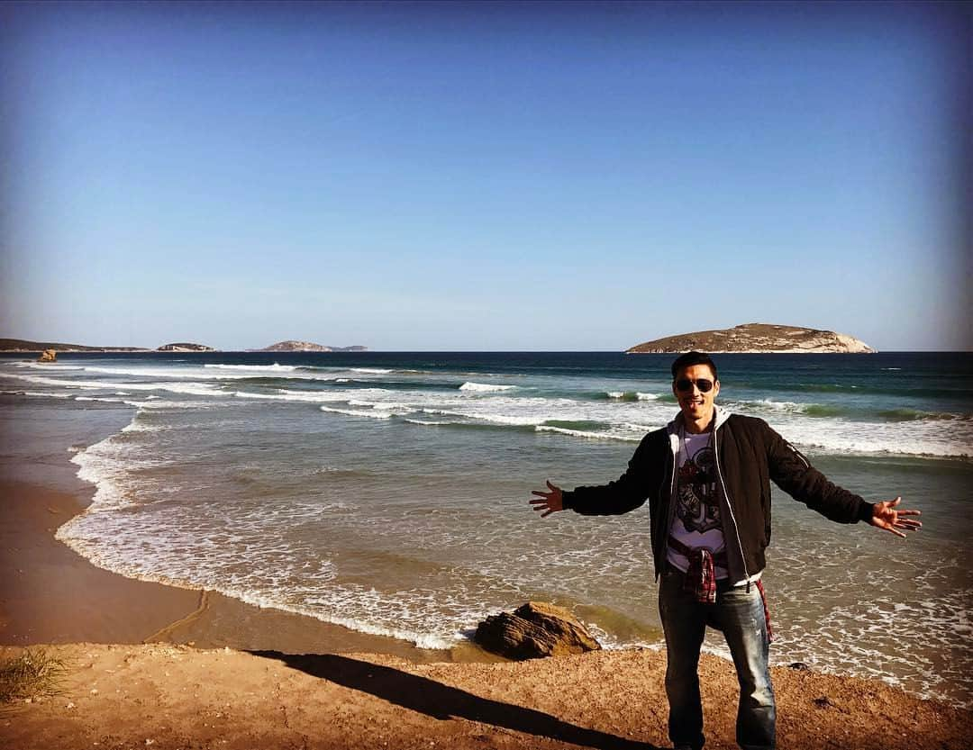 斎藤陽介のインスタグラム：「Literally I'm in Australia#wilsonsprom#australia#hiking#beach#saw#koala#kangaroo#wombat#nature#amazing#rock#love#peace#victoria」